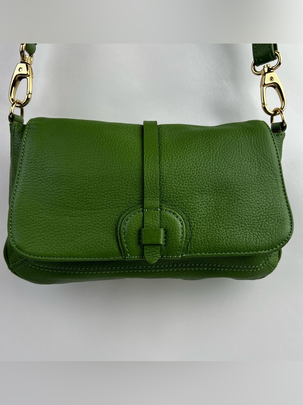 Unbranded Green Genuine Pebble Leather Crossbody Bag